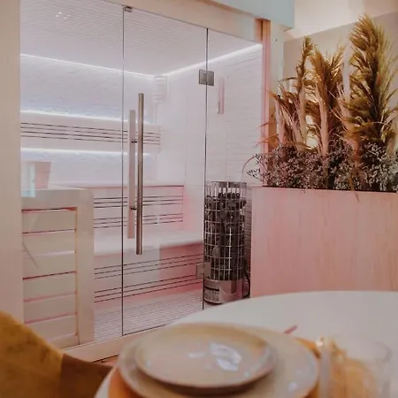 Quinze La Suite Bed & Breakfast