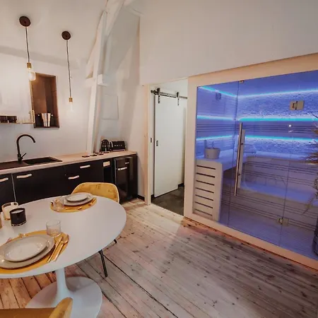 QUINZE La suite Couette-café *